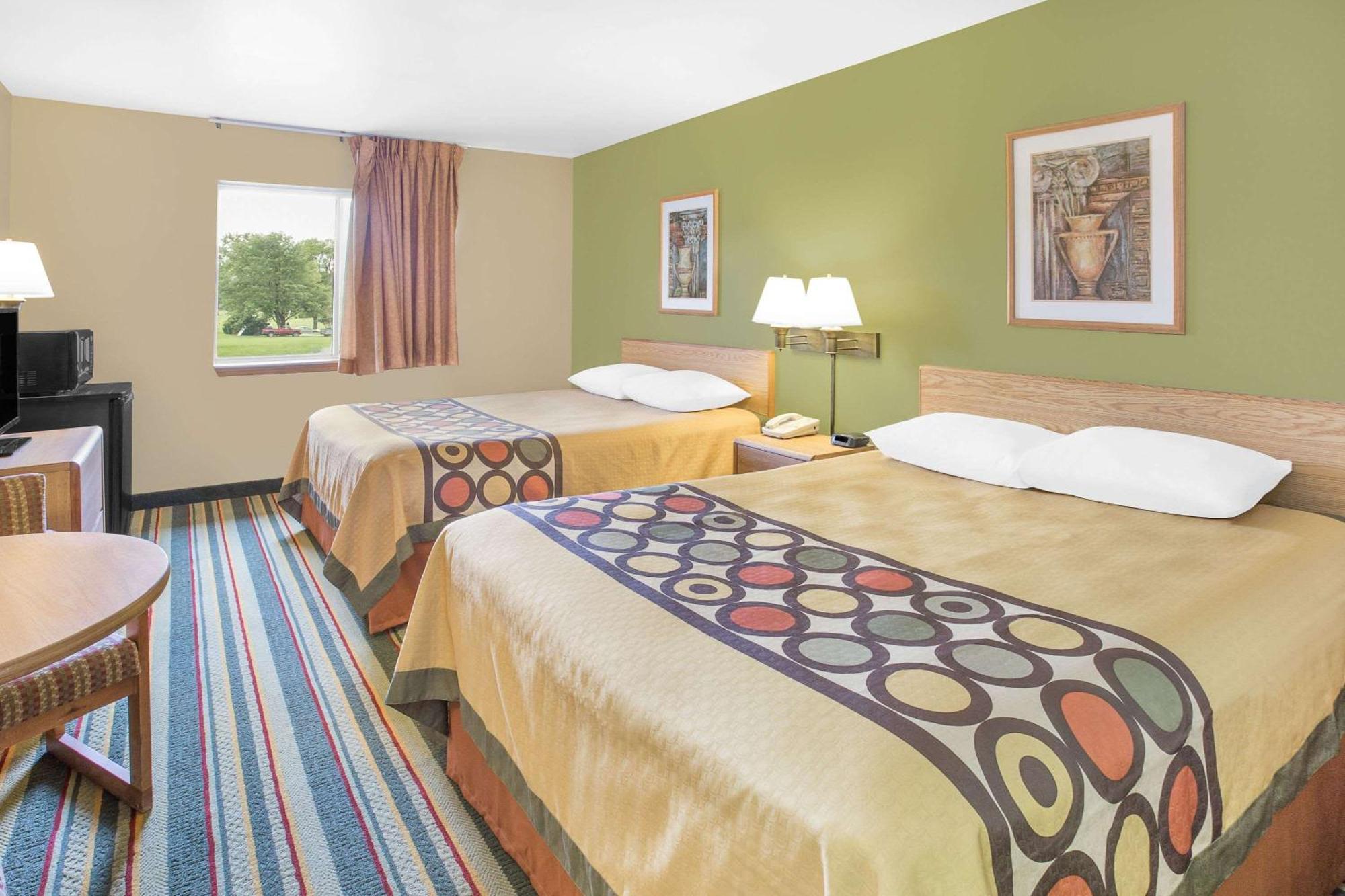 Hotel Super 8 By Wyndham East Moline Exterior foto