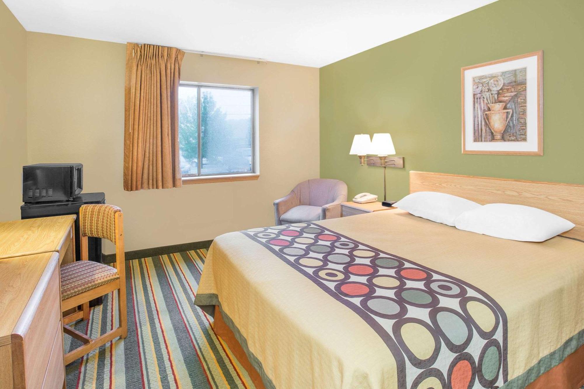 Hotel Super 8 By Wyndham East Moline Exterior foto